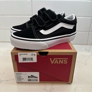 Vans Old Skool Black and White Sneakers Little boy skate shoe